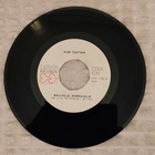 KOM Teatteri Kalliolle Kukulalle 7"Single - pikkukuva 1