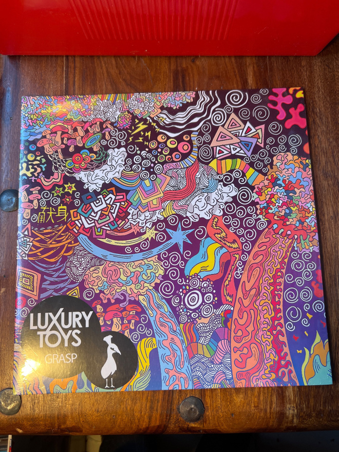 Luxury Toys - Grasp lp uusi