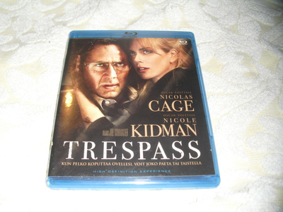 TRESPASS (Nicolas Cage) BD***