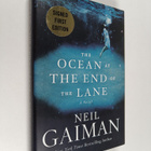Neil Gaiman : The ocean at the end of the lane (signeerattu) - pikkukuva 1