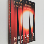 George R. R. Martin ym. : Hunter's Run - pikkukuva 1