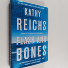 Kathy Reichs : Flash and Bones : A Novel - pikkukuva 1