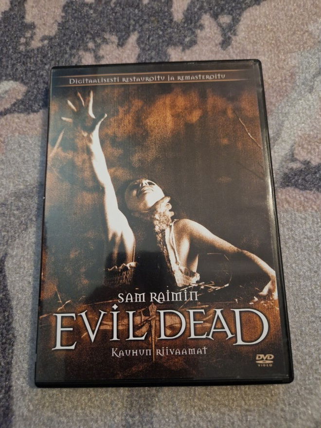 DVD: Evil Dead - Kauhun riivaamat