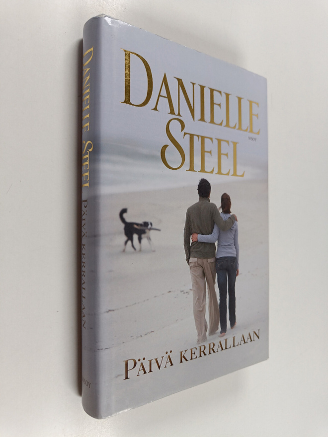 Danielle Steel : Päivä kerrallaan