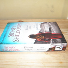 Sidney Sheldon (Tilly Bagshawe) Eilisen varjo (nidottu) - pikkukuva 1