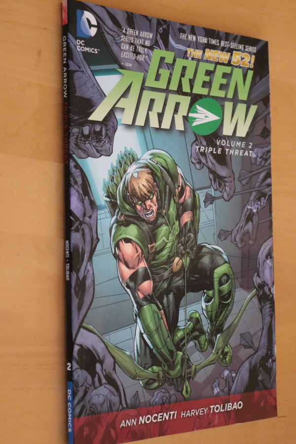 Green Arrow volume 2 Triple Threat ( DC Comics 2012 )
