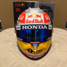 2021 Sergio Perez Red Bull Racing 1:2 Mini Helmet - pikkukuva 2