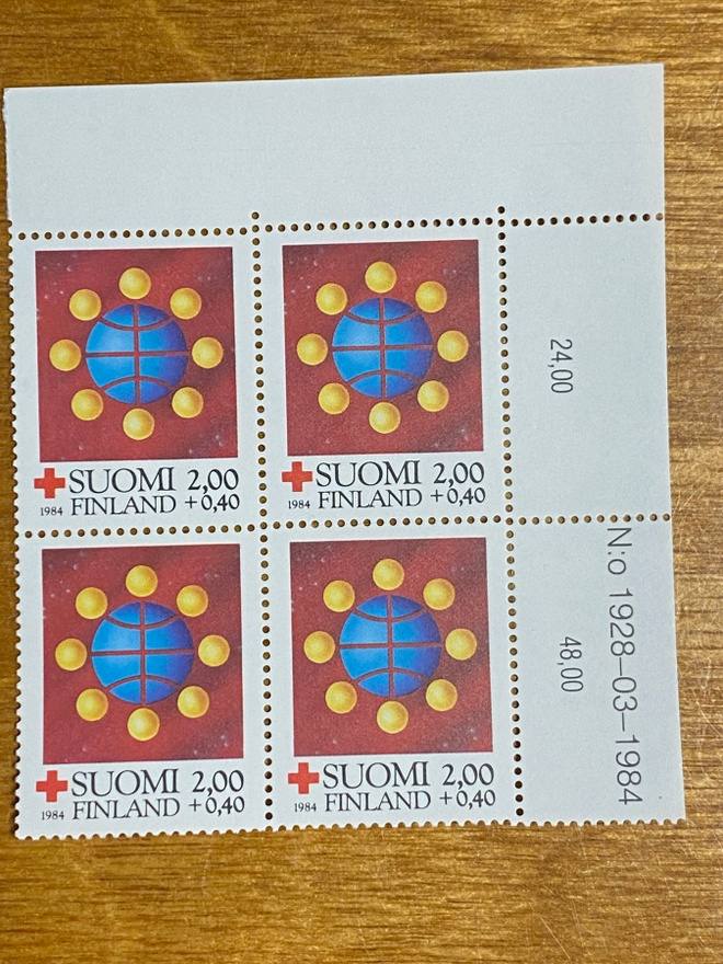 PR 1984 2MK+0,40MK NELIÖ NUMERO MARGINAALILLA**