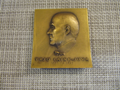 Yrjö Laine-Juva  60 v mitali 1957 /Essi Renvall 1957
