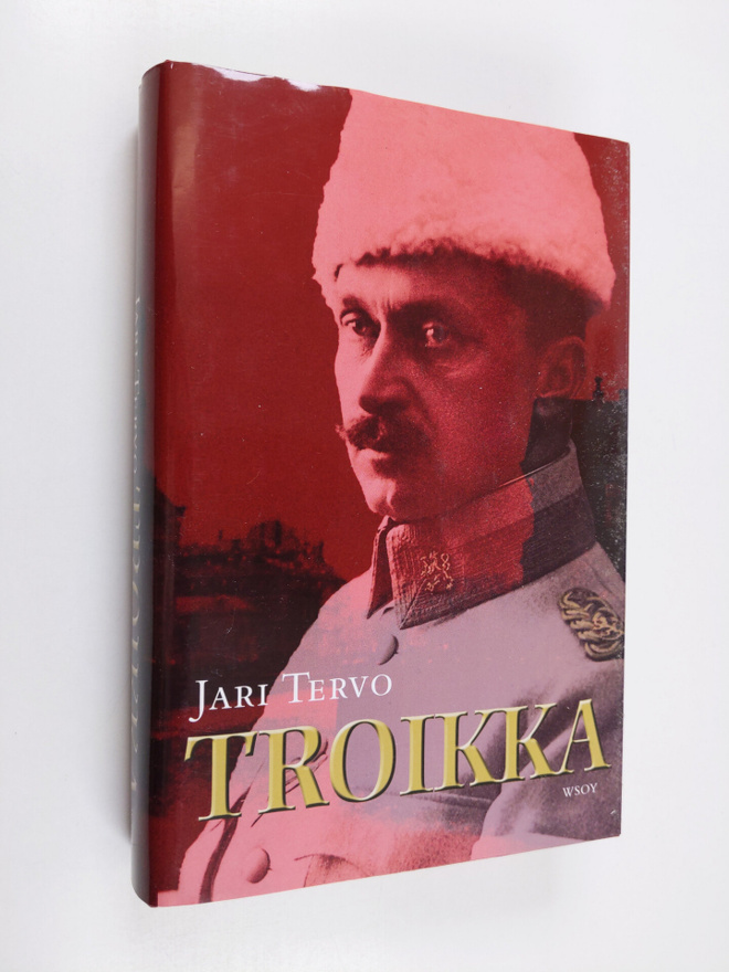 Jari Tervo : Troikka