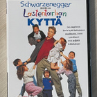 Lastentarhan kyttä (1990) Arnold Schwarzenegger - pikkukuva 1