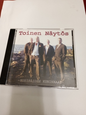 CD TOINEN NÄYTÖS - Kusipäiden kuninkaat  ( Sis.postikulut )