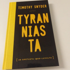 Timothy Snider: Tyranniasta - pikkukuva 1