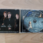 V. TUONELA & KERETTILÄISET – BURLESKI orig. FIN  2014    CD - pikkukuva 2