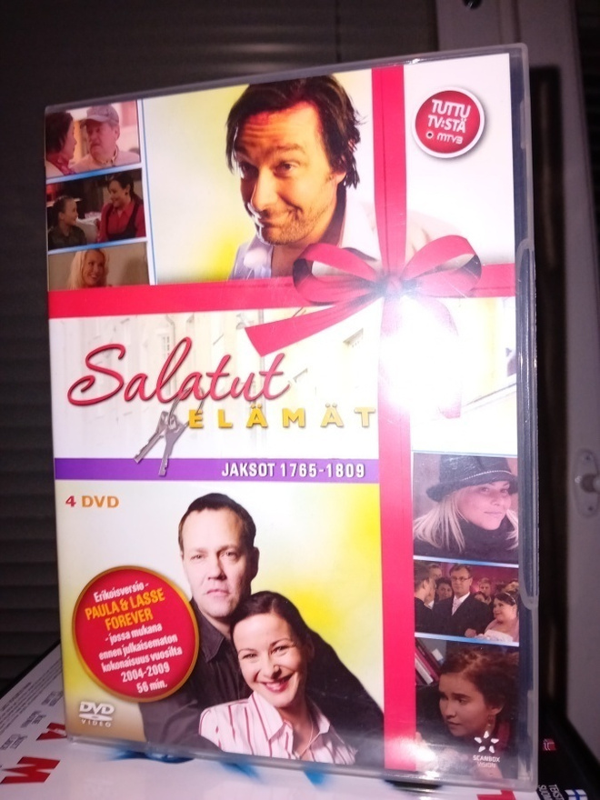 4Dvd Salatut elämät 1765-1809  ( SIS POSTIKULU  )