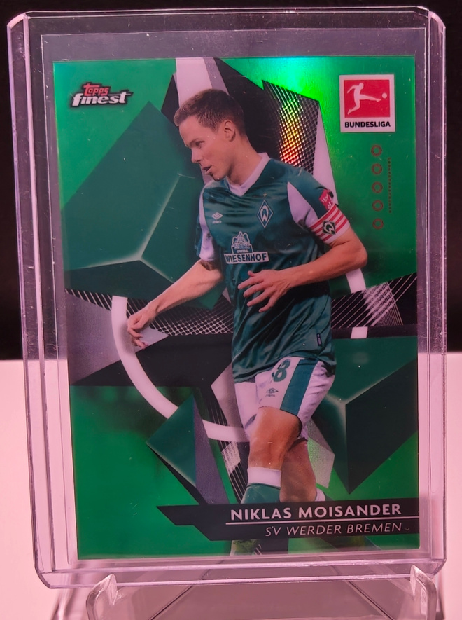 Niklas Moisander /99 - Green Refractor - Topps Finest