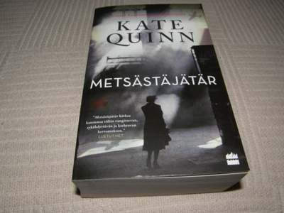 Kate Quinn Metsästäjätär -nid