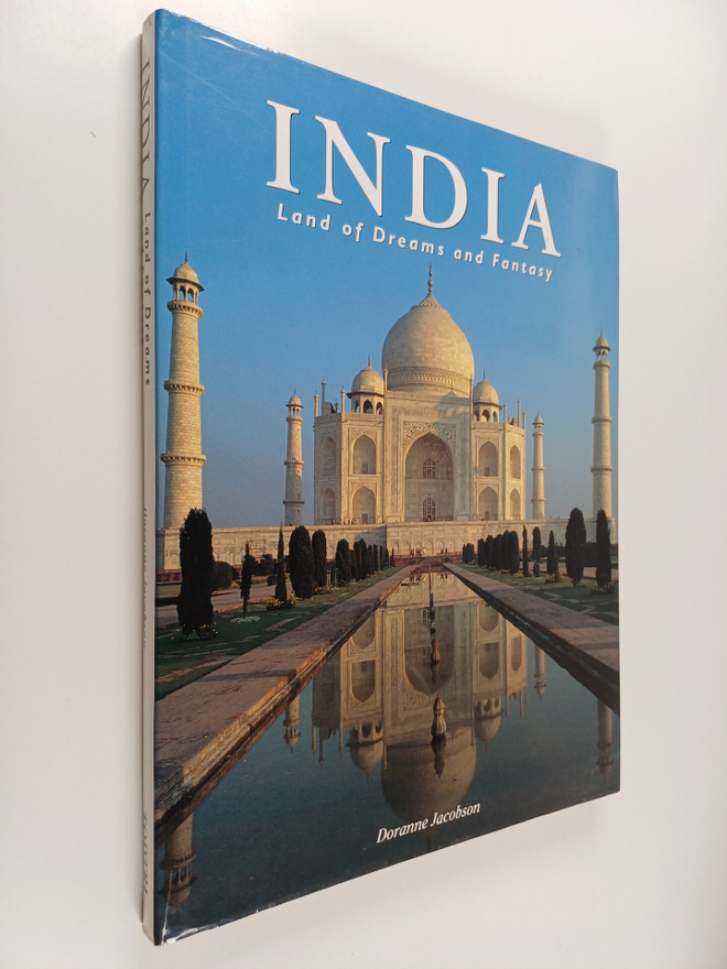 Doranne Jacobson : India - Land of Dreams and Fantasy