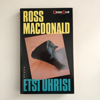 Ross Macdonald : Etsi uhrisi