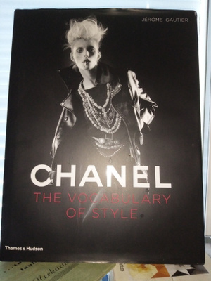 Jerome GAUTIER : CHANEL - THE VOCABULARY OF STYLE ( SIS POST