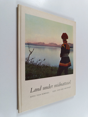Sven Hörnell : Land under midnattssol