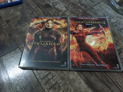 Nälkäpeli: Matkijanärhi, osat 1 & 2 dvd. %