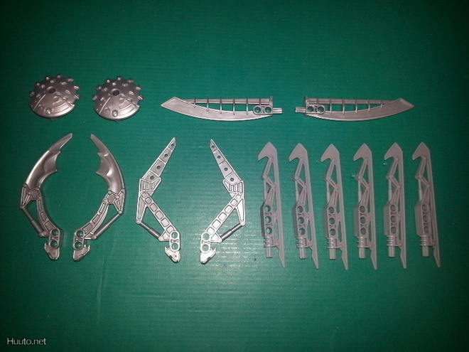Lego BIONICLE - Erilaisia aseita 14kpl