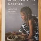Koko perheen kattaus -keittokirja - pikkukuva 1