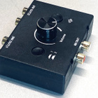 RCA jakaja äänenvoimakkuudella 1/2 Audio Sound Switch - pikkukuva 4