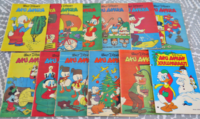 Aku Ankka -lehtiä vuodelta 1977 - 13 kpl