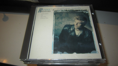 Ressu Redford – Laulussa On Helppo Rakastaa