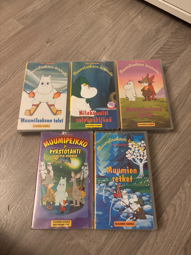 5 kpl Muumi VHS-elokuvia