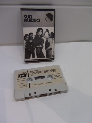 SUZI QUATRO, Suzi Quatro