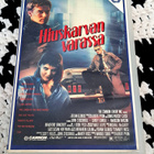 Hiuskarvan varassa - VHS (Suomijulkaisu) - pikkukuva 1