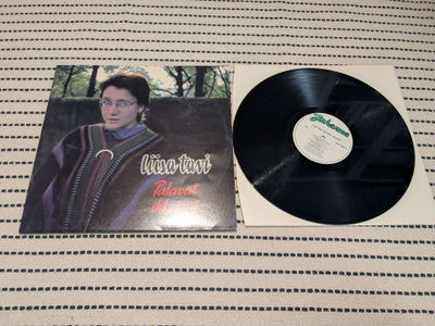 Liisa Tavi - Palavat Ikkunat (JHN 2058)