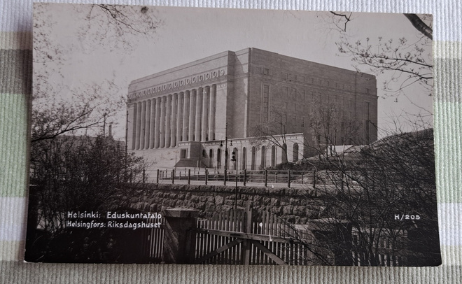 Helsinki, Eduskuntatalo, kulkenut 1932