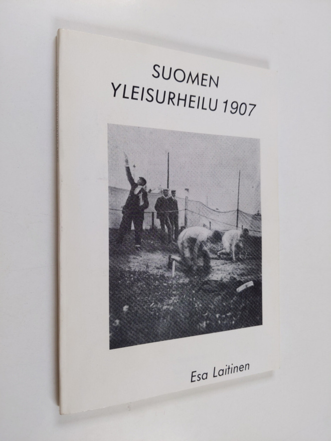 Esa] [Laitinen : Suomen yleisurheilu 1907