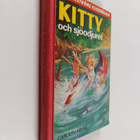 Carolyn Keene : Kitty och sjöodjuret - pikkukuva 1