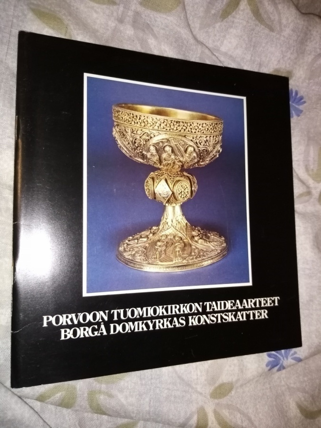PORVOON TUOMIOKIRKON TAIDEAARTEET