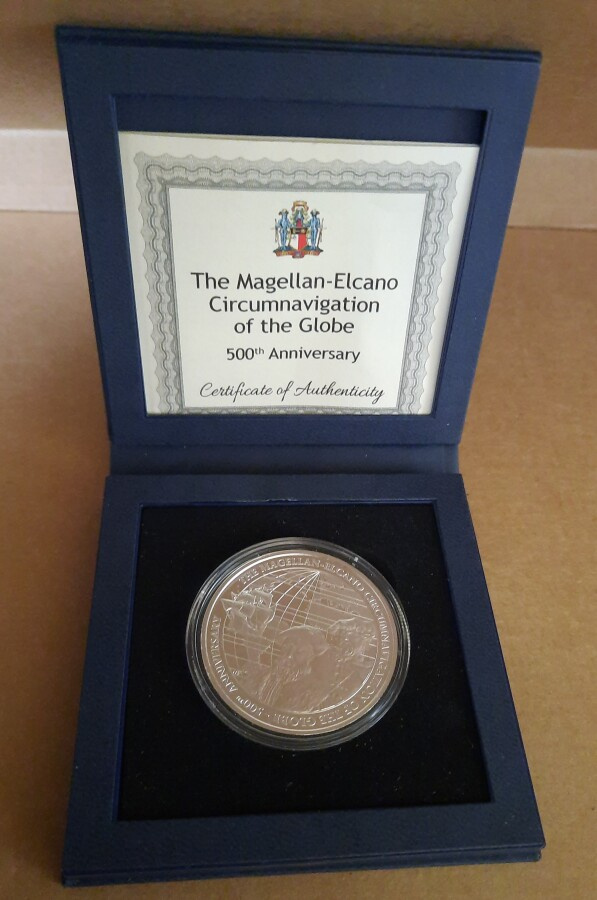 Malta 10€ Magella-Elcano, Hopea juhlaraha