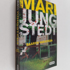 Mari Jungstedt : Saaren varjoissa - pikkukuva 1