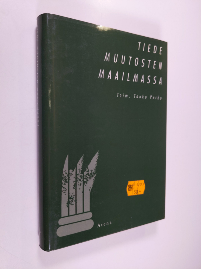 Touko (toim.) Perko : Tiede muutosten maailmassa