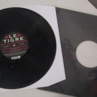 Le Tigre 12" 2005 EU – This Island Remixes Volume 2 - pikkukuva 2