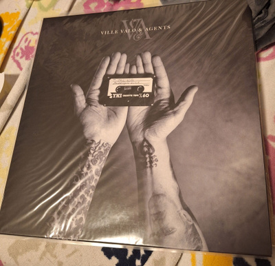 Agents ja Ville Valo. Punainen lp.