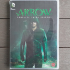 DVD: Arrow, 3 Kausi. 5xDVD (2014-2015).  UUSI AVAAMATON - pikkukuva 1