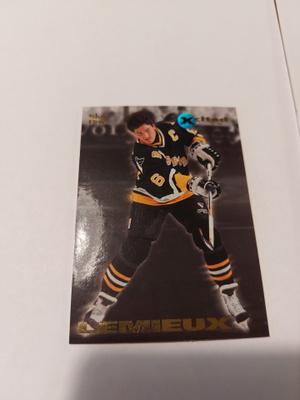 1995-96 Emotion Xcited #10 Mario Lemieux