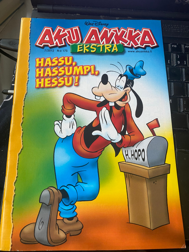 Aku Ankka Ekstra 175 (2012) Hessu