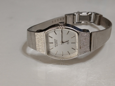Vintage Orient rannekello naisten
