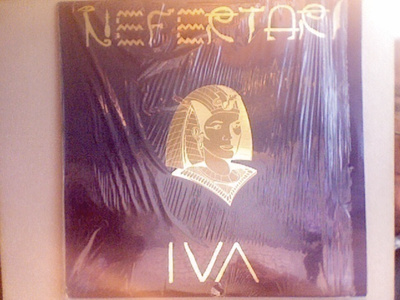 IVA  ZANICCHI  ::  NEFERTARI  ::  VINYYLI  LP   1988