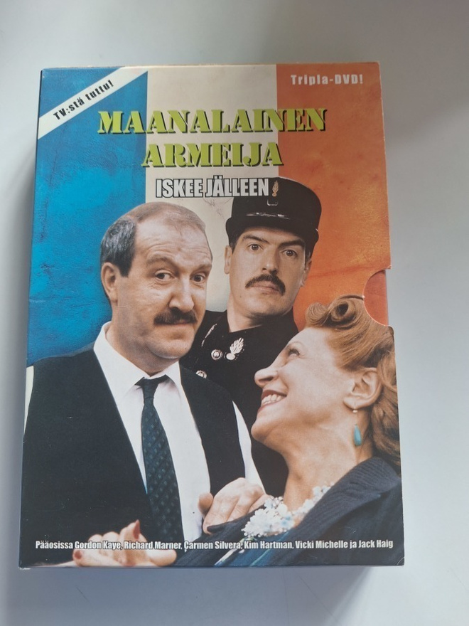 Maanalainen Armeija Iskee Jälleen (3-DVD)